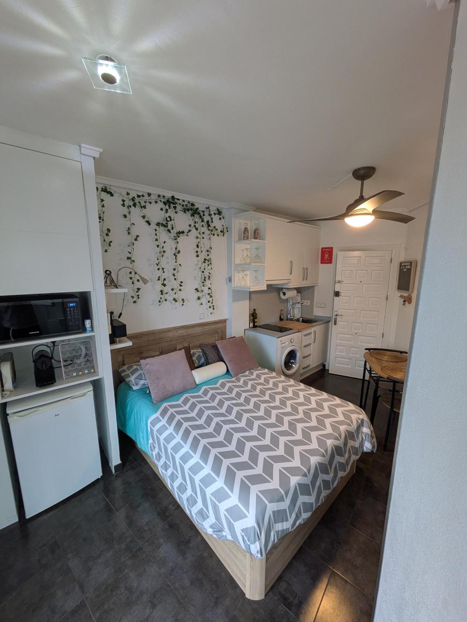Estudio Con Piscina, Playa Y Wifi Denia Zewnętrze zdjęcie